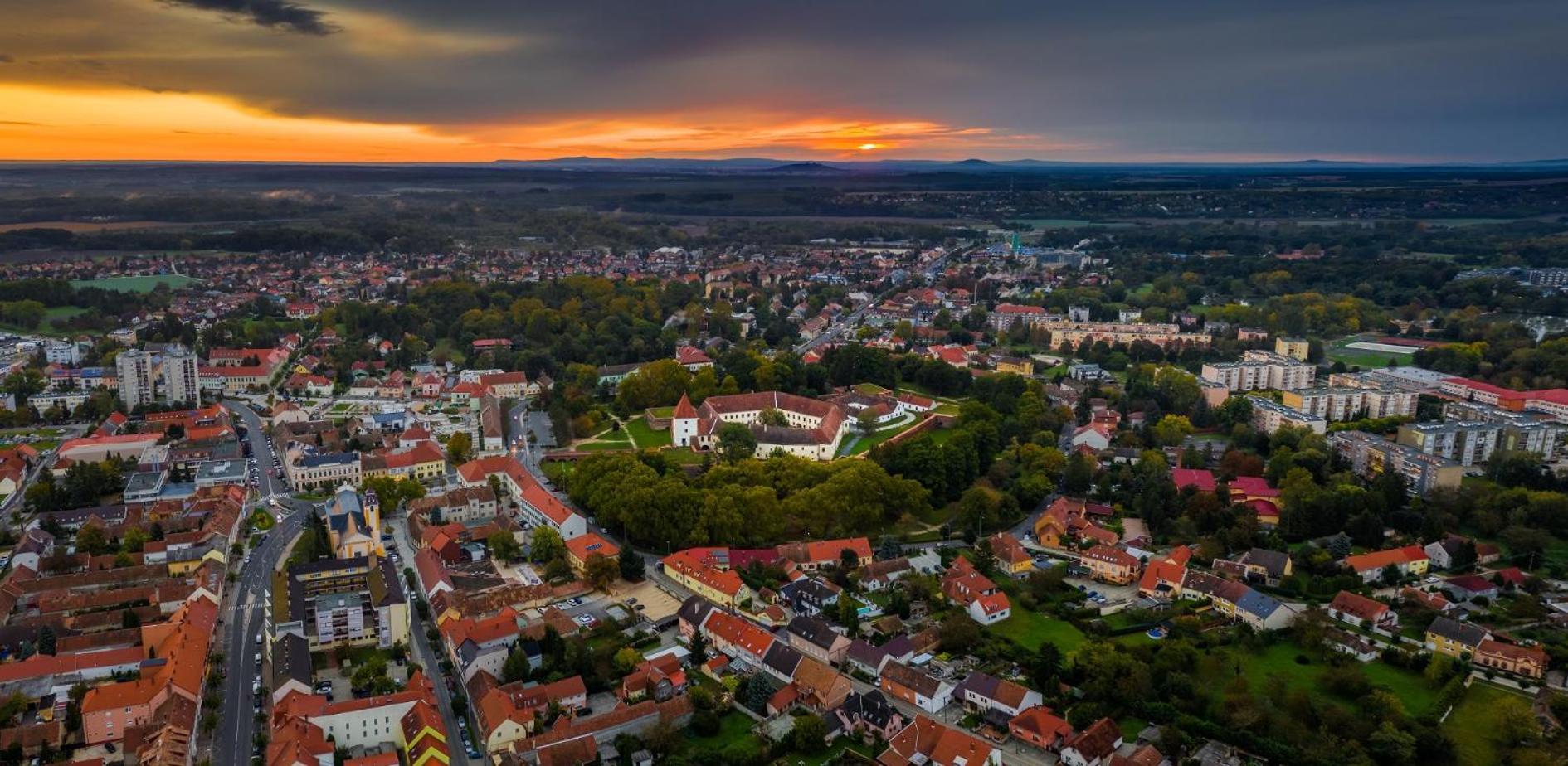 R31 Residence Sárvár Buitenkant foto