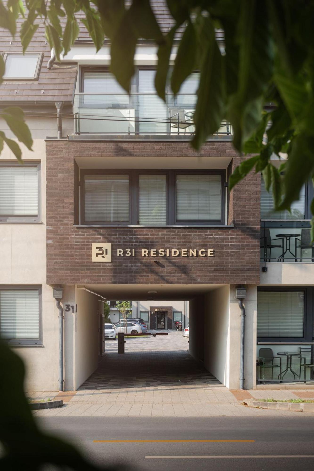 R31 Residence Sárvár Buitenkant foto