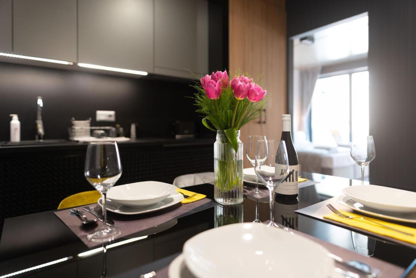 R31 Residence Sárvár Buitenkant foto